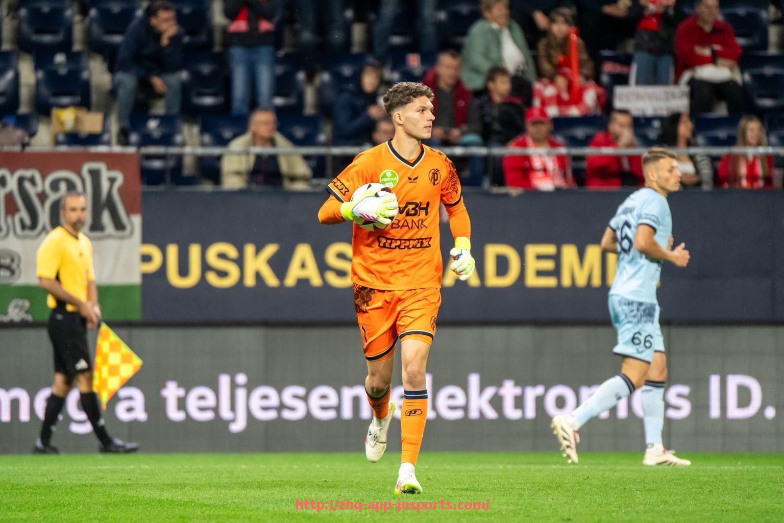 江南体育APP下载-世俱杯2025年球衣尺码规范制定与市场反馈分析